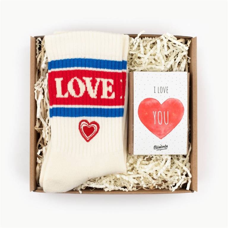 z-ljubeznijo-darilo-za-valentinovo-zanjo (1)